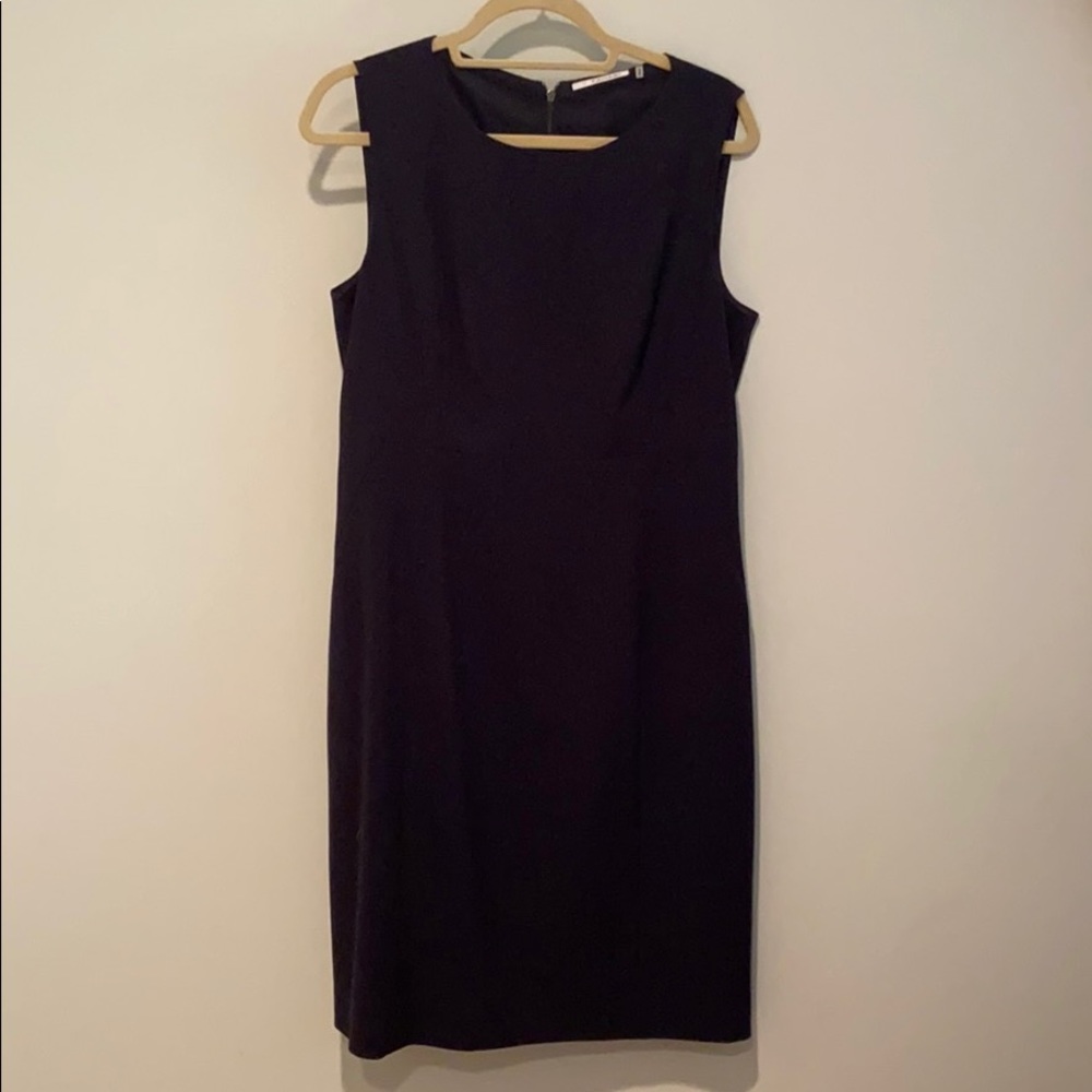 Class Tahari LBD